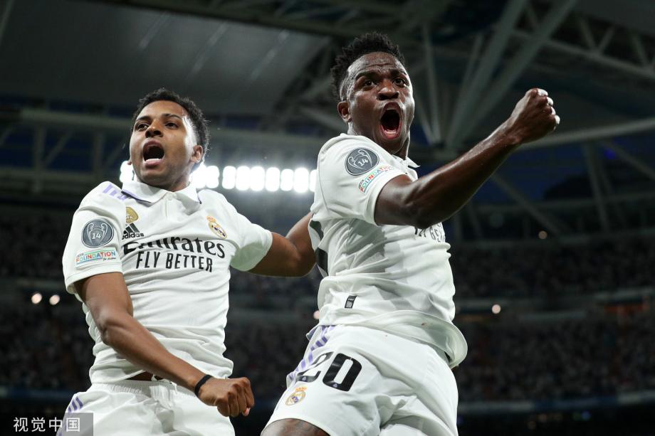 的斯凯利 的斯凯利